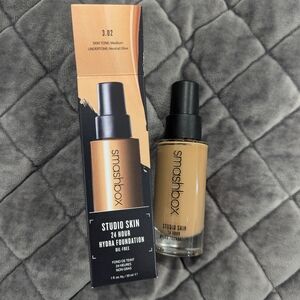Smashbox Studio Skin 24 Hour Hydrating Foundation - 3.02 Neutral Olive